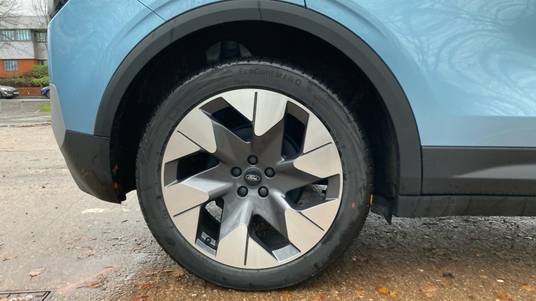 Ford Explorer 210kW Premium 77kWh 5dr Auto Electric Estate